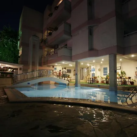 Apart-hotel Erdenhan