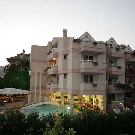 Hotel de apartamente Erdenhan 3*