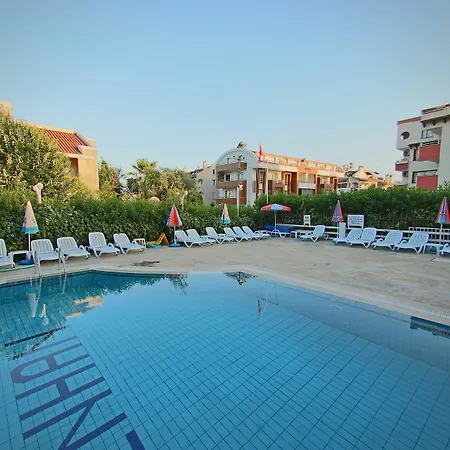 Hotel de apartamente Erdenhan Marmaris