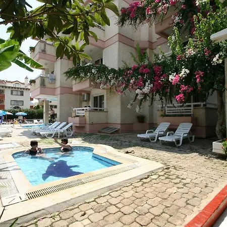 Erdenhan Aparthotel 3*