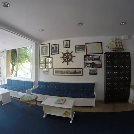 Erdenhan Μαρμαρίς