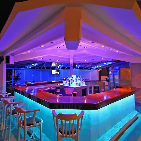 Aparthotel Erdenhan 3*