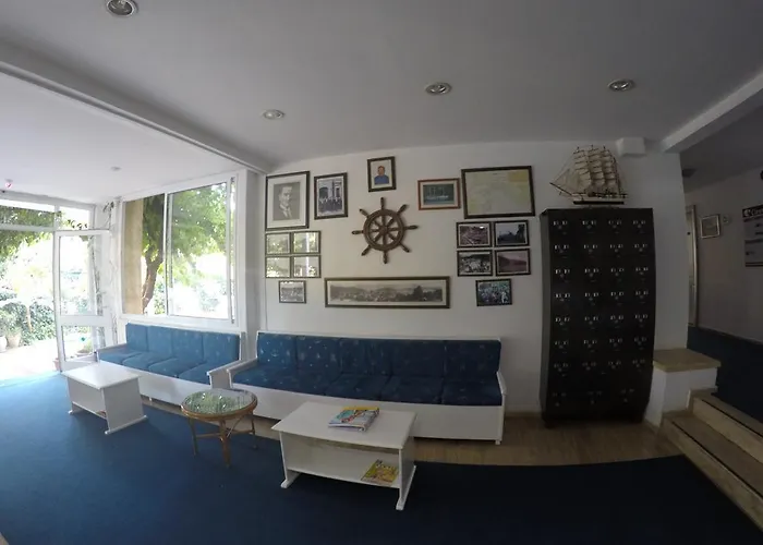 Erdenhan Μαρμαρίς