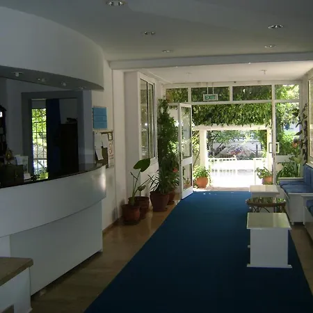 Erdenhan Lägenhetshotell Marmaris