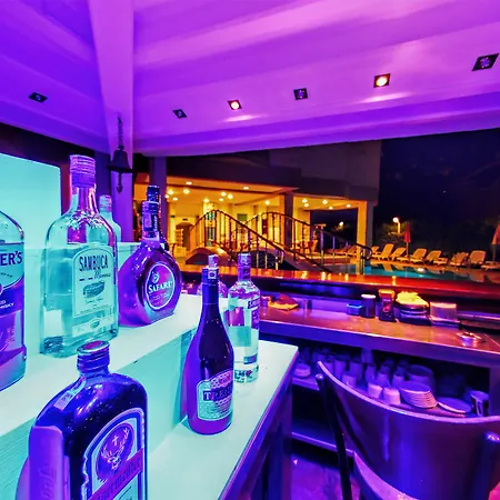 Erdenhan 公寓式酒店