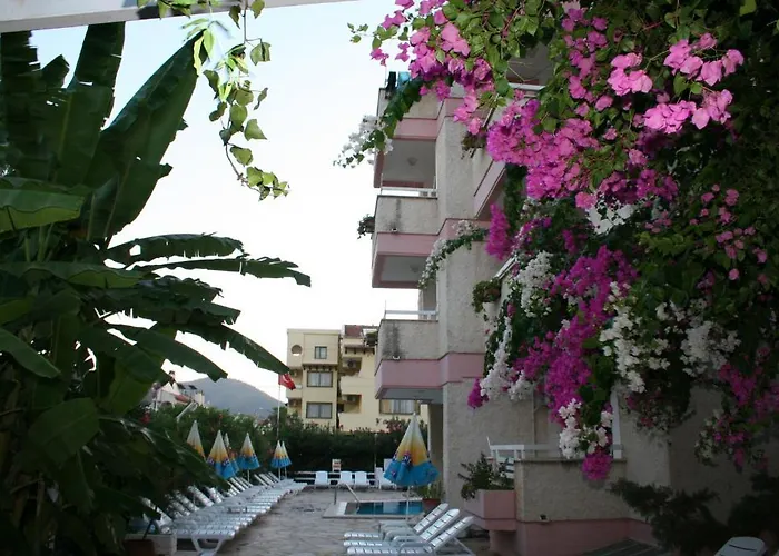 Erdenhan Aparthotel 3*