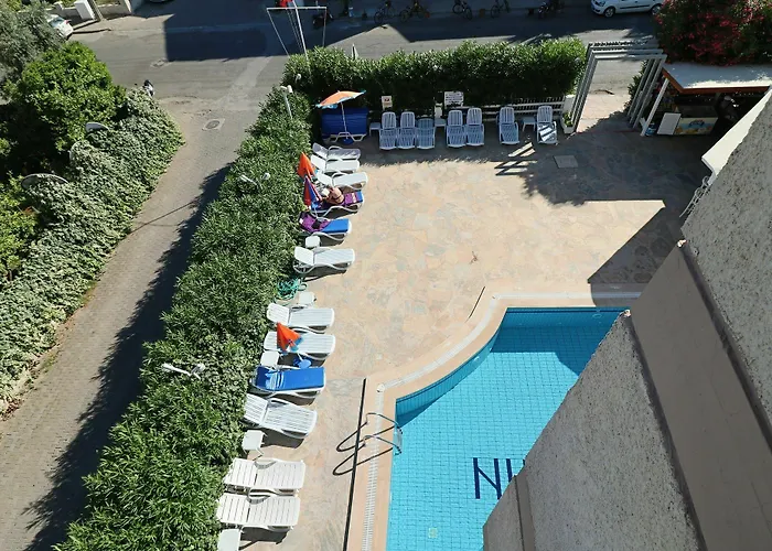 Aparthotel Erdenhan 3*